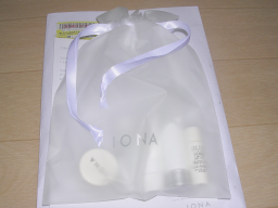 iona（イオナ）袋